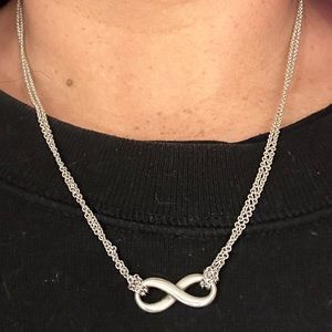 Authenticated *see last 3 pics* Tiffany & Co infinity necklace